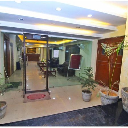 Hotel Hanuwant Palace New Delhi Buitenkant foto